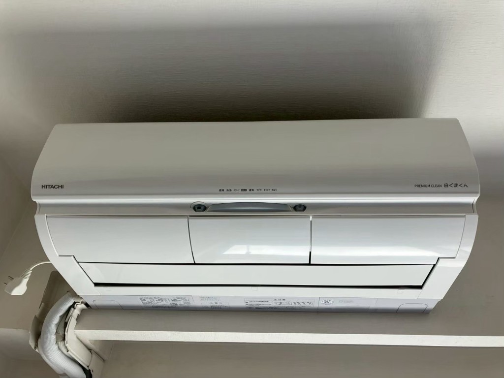 【マンション】エアコン分解洗浄・日立 白くまくん（PREMIUM CLEAN）の内部汚れを徹底除去の施工後写真2