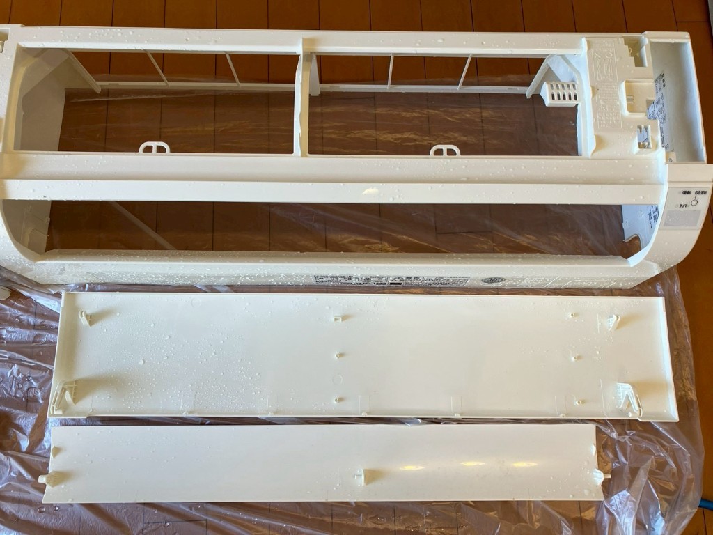 【マンション】エアコン分解洗浄・パナソニック内部のカビとフィルター詰まりを解消の施工中写真11