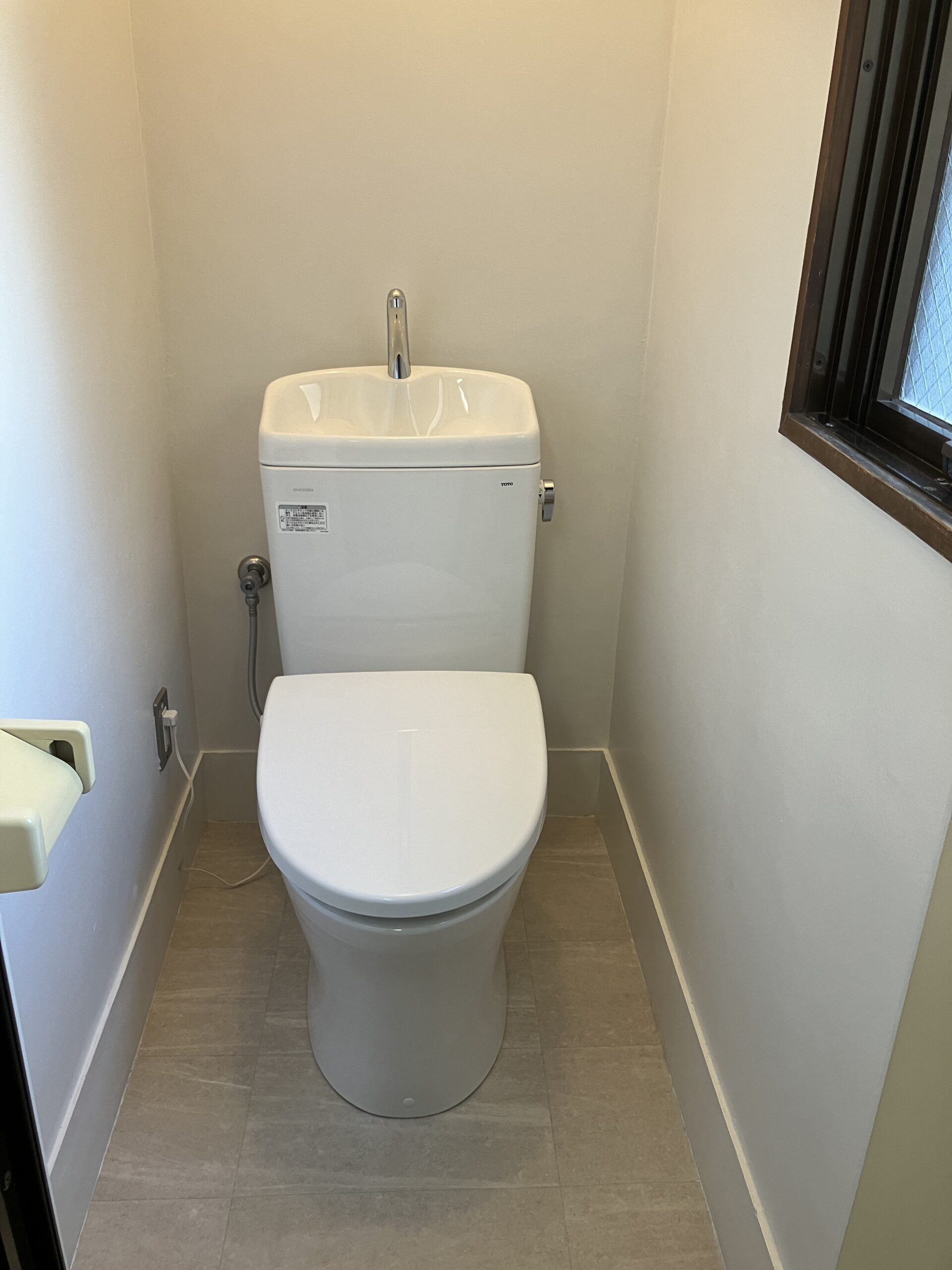 【大田区南六郷】TOTOピュアレストQRへ2台交換|暖房便座の動作も確認の施工後写真2